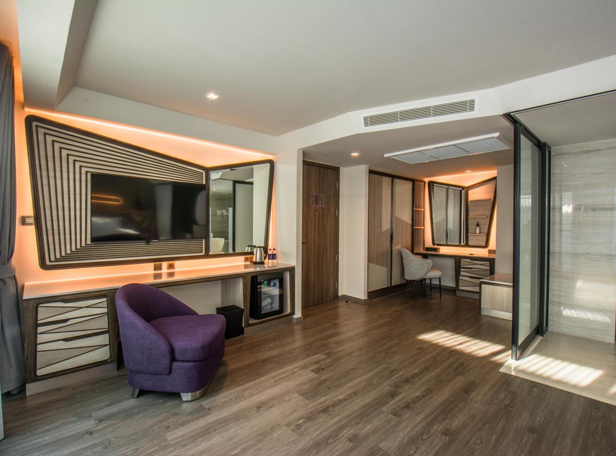 Amethyst Hotel Патая Екстериор снимка