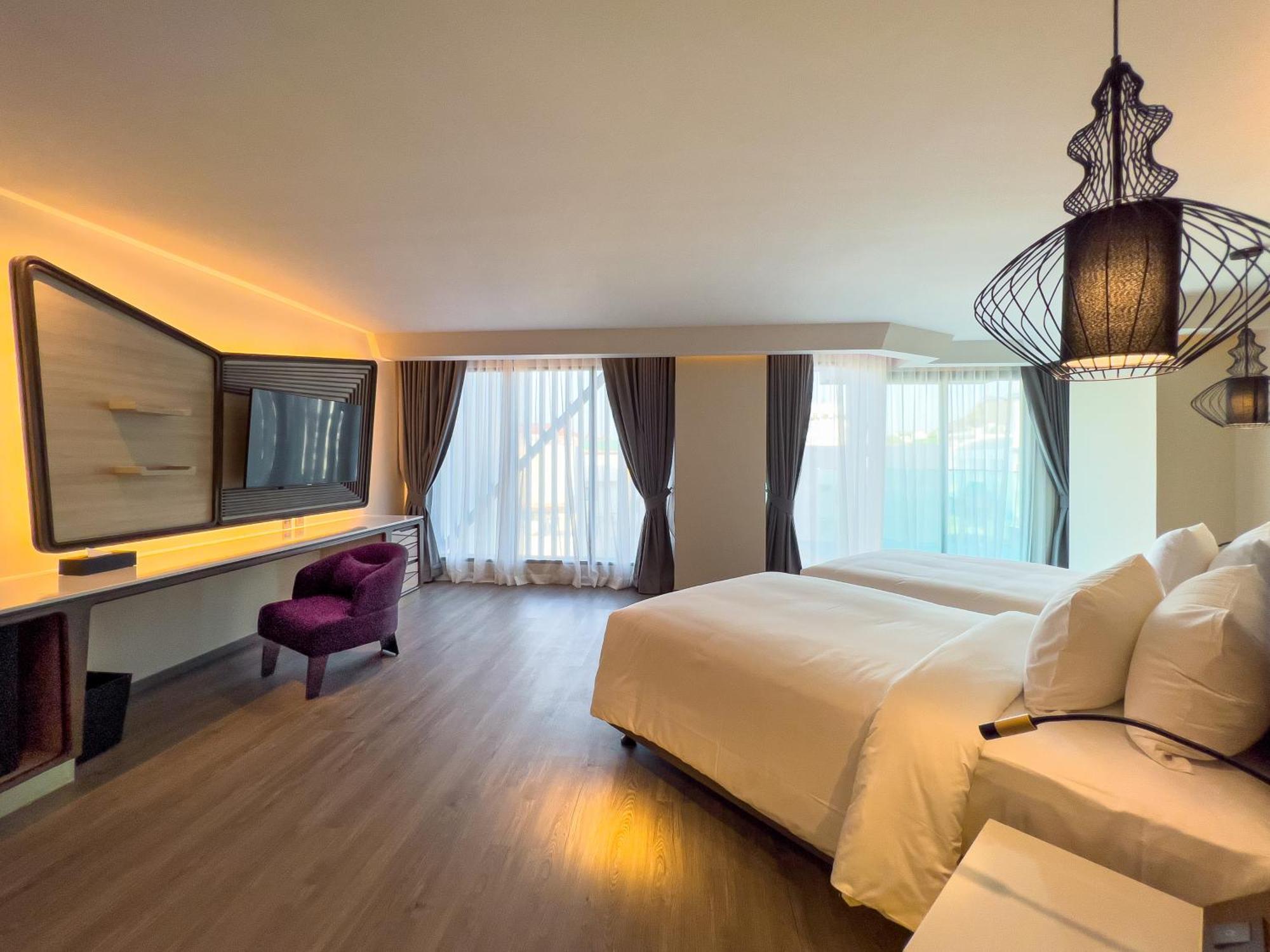 Amethyst Hotel Патая Екстериор снимка