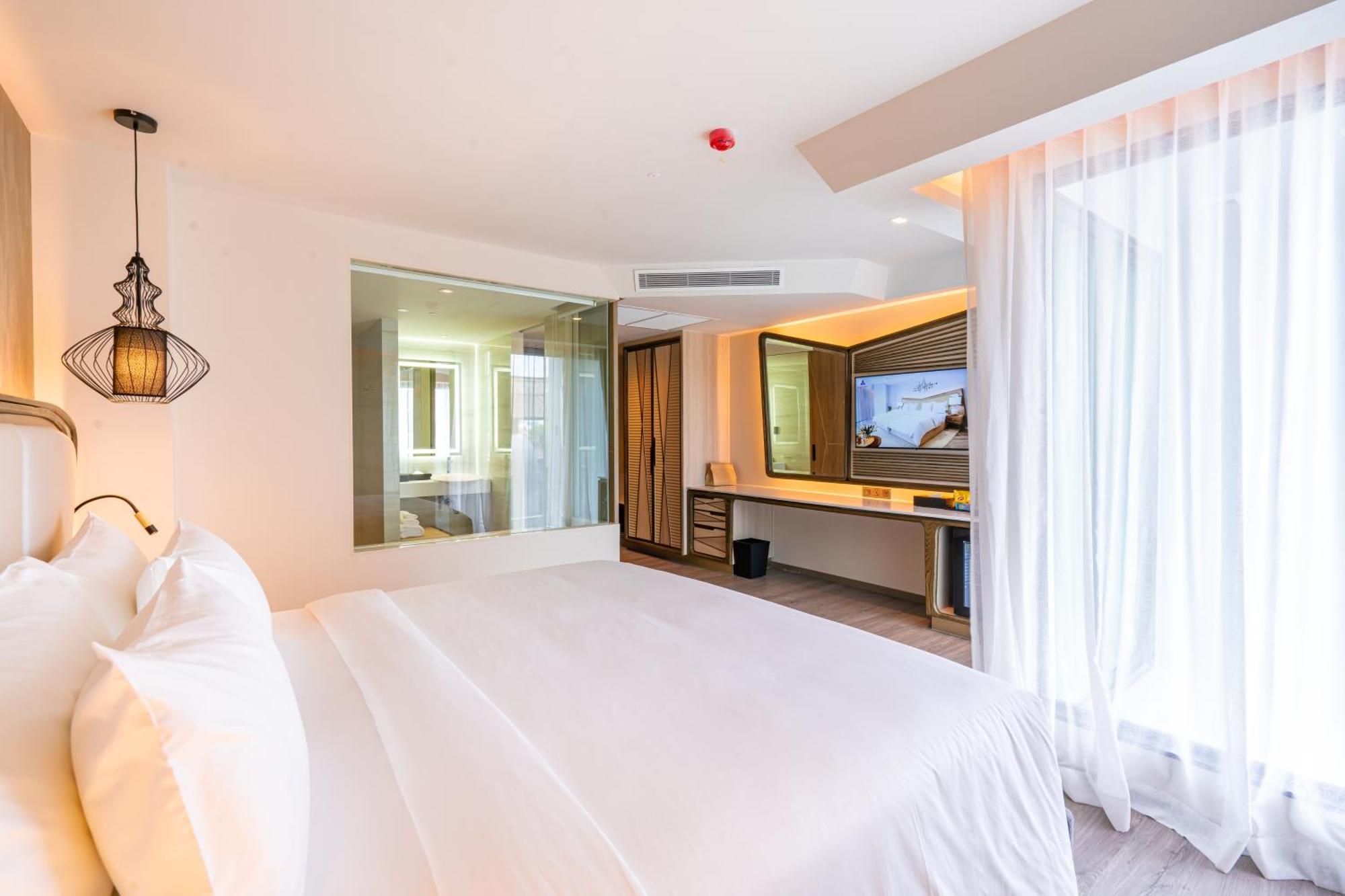 Amethyst Hotel Патая Екстериор снимка