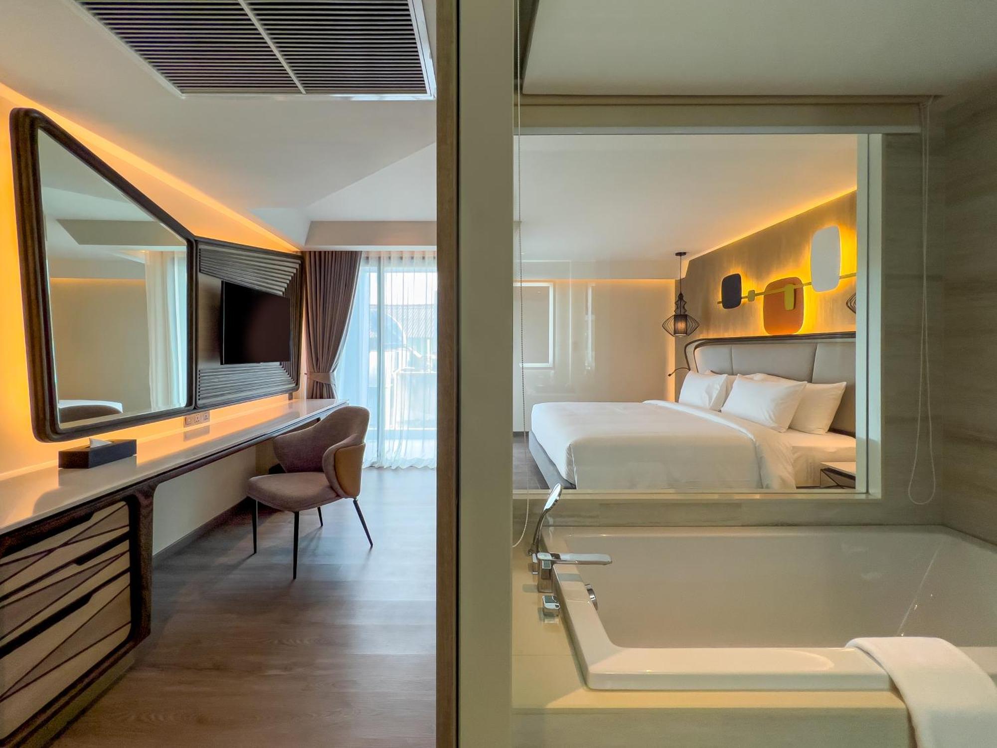 Amethyst Hotel Патая Екстериор снимка