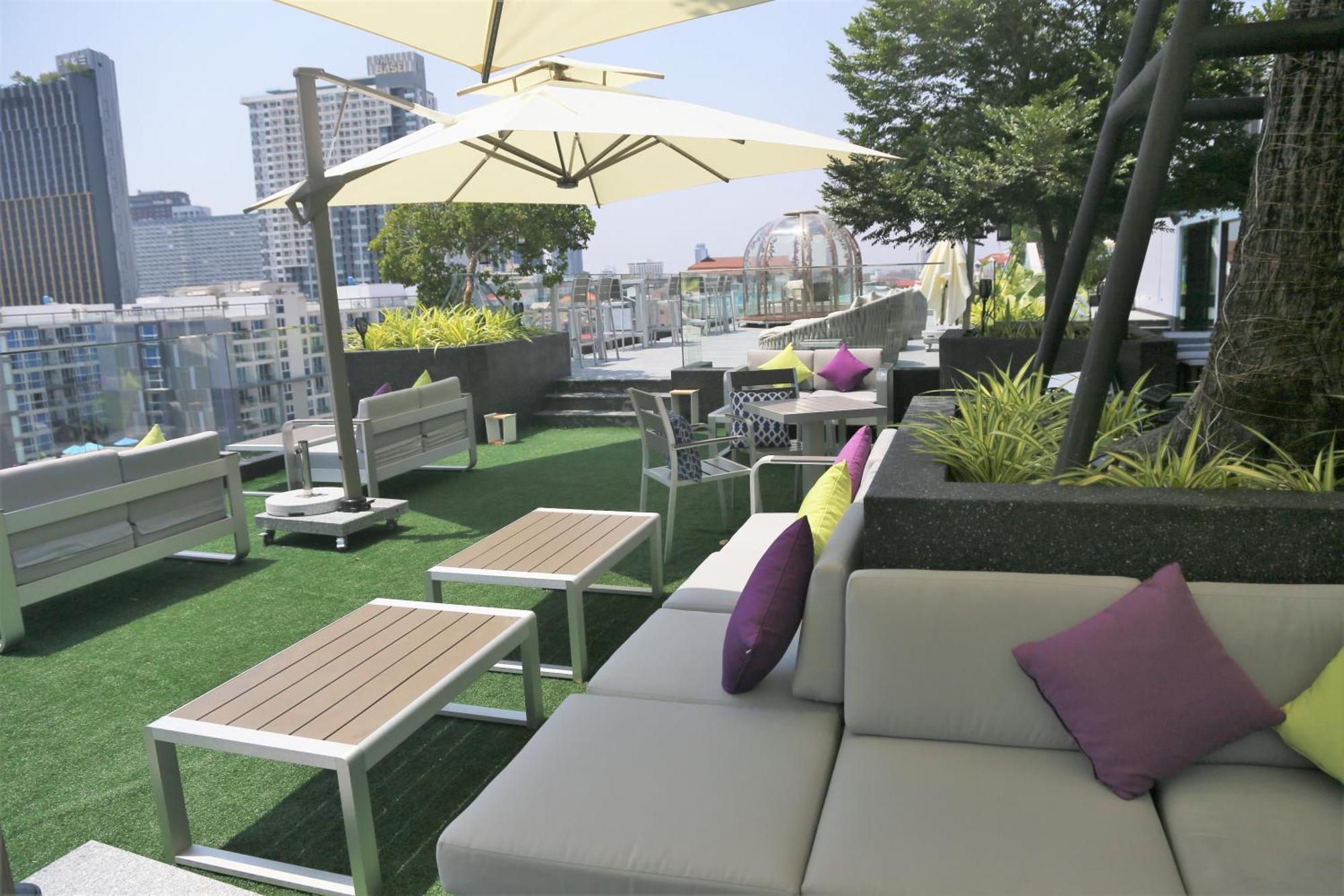 Amethyst Hotel Патая Екстериор снимка